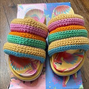 FARM Rio Colorful Toucan Slides